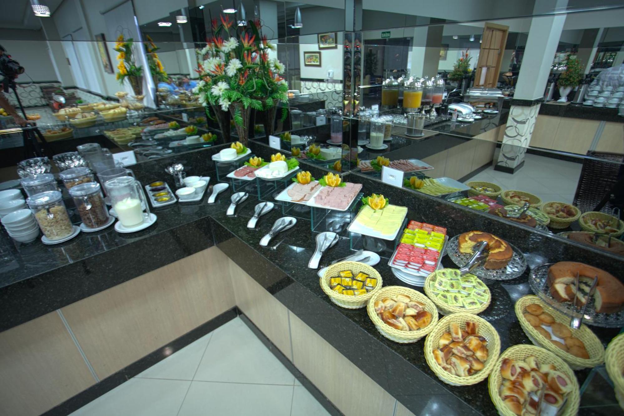 Skala Traveling Hotel Cuiaba  Luaran gambar